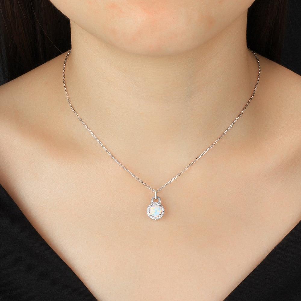 925 Sterling Silver Fashion Necklace with Round Milky Opal Pendant