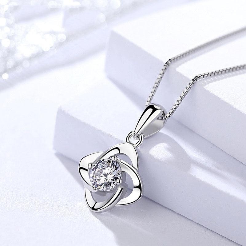 Trendy 925 Sterling Silver Women Necklace with Fashionable Flower Shape Pendant, Gift for Best Friend